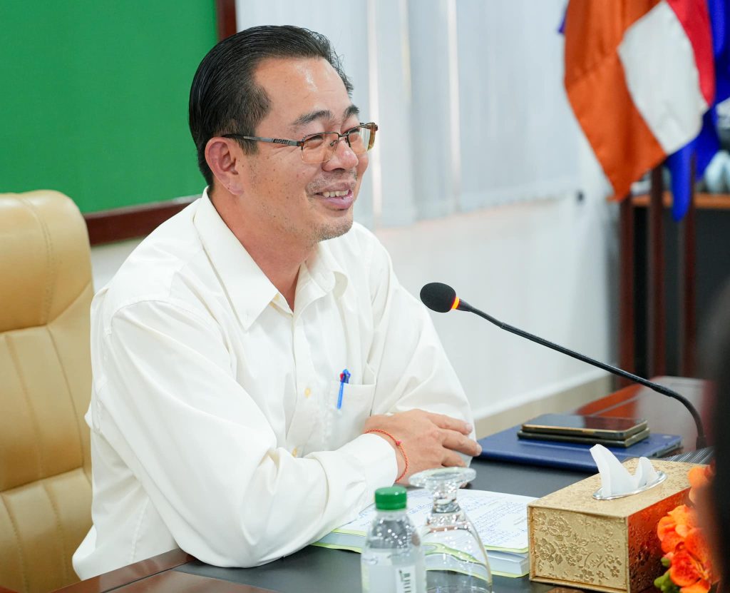 ឯកឧត្តម ម៉ាង ស៊ីណេត អភិបាល នៃគណៈអភិបាលខេត្តព្រះសីហនុ បានអញ្ជើញដឹកនាំកិច្ចប្រជុំពិភាក្សា ដើម្បីត្រៀមចូលរួមកិច្ចប្រជុំគណៈកម្មាធិការសម្របសម្រួលអន្តរក្រសួងរៀបចំផែនការមេ ដើម្បីអភិវឌ្ឍខេត្តព្រះសីហនុ ទៅជាតំបន់សេដ្ឋកិច្ចពិសេសគំរូពហុបំណងលើកទី៣