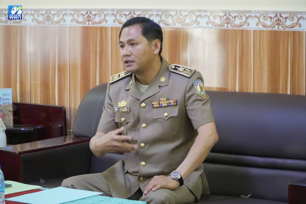 លោក សាមុត សុធារិទ្ធ អភិបាលស្ដីទី  អញ្ជើញចូលរួមកិច្ចប្រជុំស្ដីពីការពង្រឹងសមត្ថភាពដល់បុគ្គលិករដ្ឋបាលក្រុង-ស្រុក លើការអនុវត្តមុខងាររបស់រដ្ឋបាលក្រុង-ស្រុក