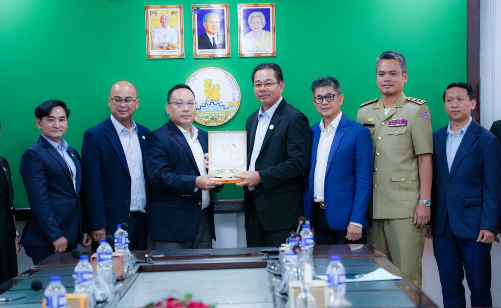 ឯកឧត្តម ម៉ាង ស៊ីណេត បានអញ្ជើញទទួលជួបសម្តែងការគួរសម ជាមួយប្រតិភូអគ្គលេខាធិការដ្ឋានគណៈកម្មការគ្រប់គ្រងល្បែងពាណិជ្ជកម្មកម្ពុជា