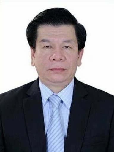 H.E Taing Sunlay